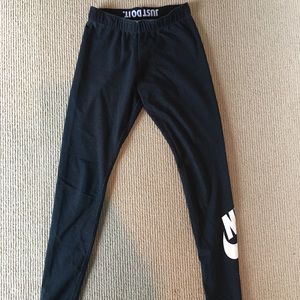 Nike swoosh leggings